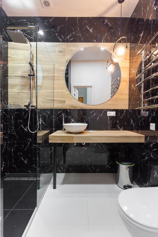 公寓 Leogrand Apartments On Khmelnytskoho 11 *